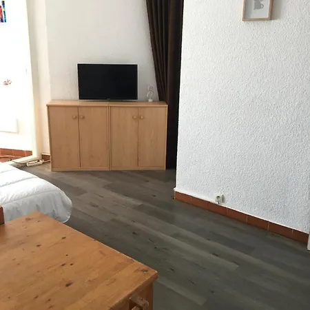 Studio Le 233 Port Camargue, Piscine, 4 Personnes Apartment *