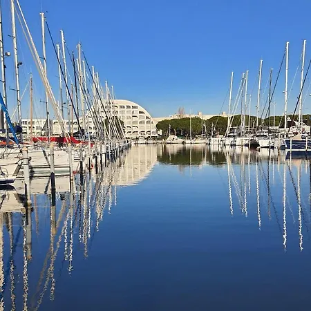 Studio Le 233 Port Camargue, Piscine, 4 Personnes Apartment